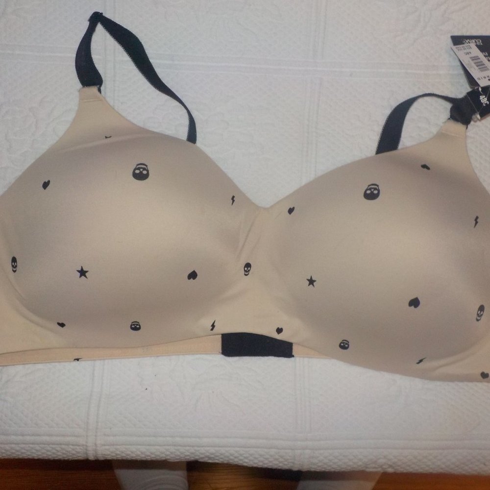 Torrid Curve 48C wire free skull bra